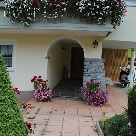 Stuibenfall Apartman *